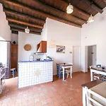 Agrodolce 4* צ'פאלו